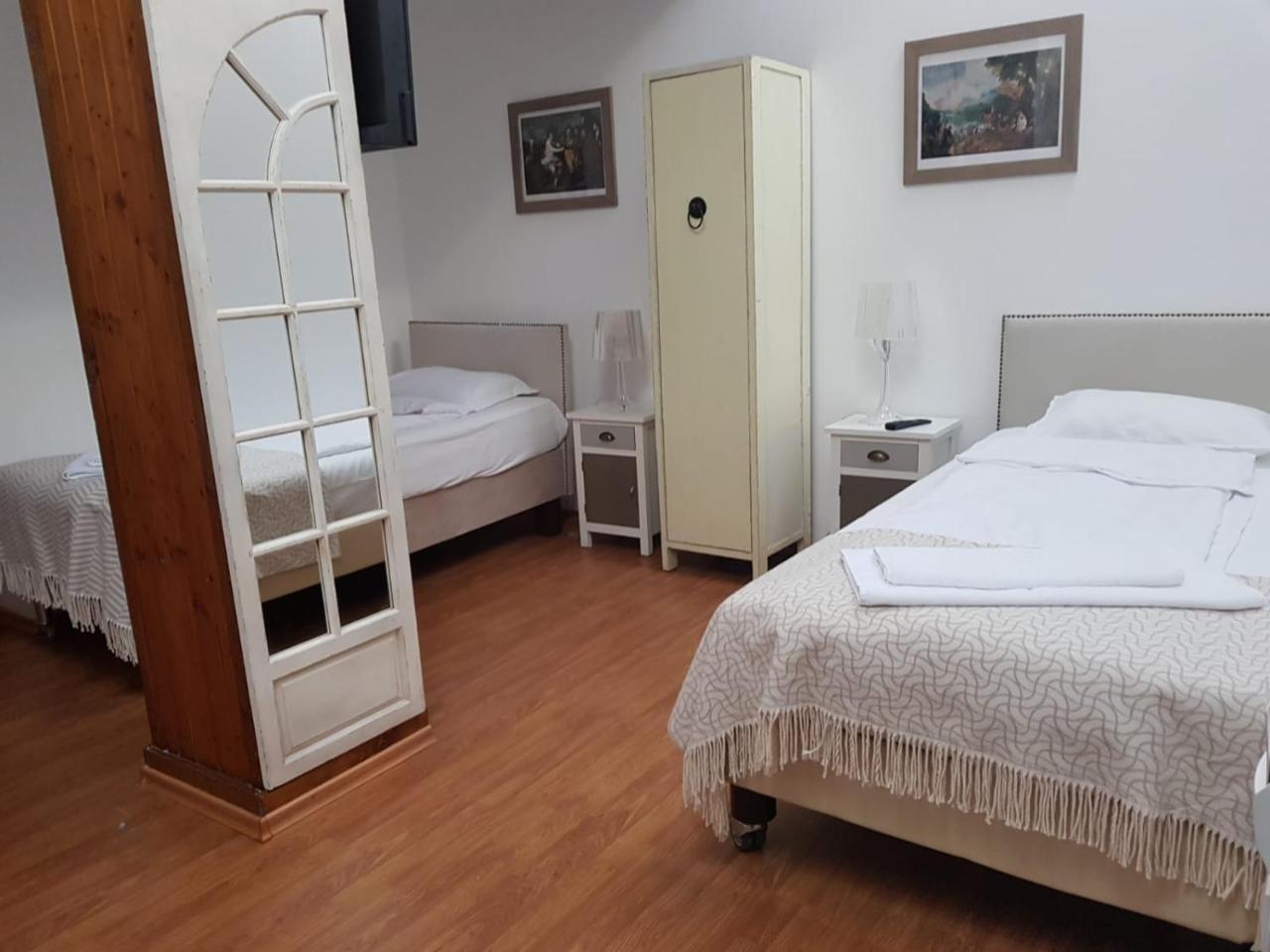 Nonna Mia Hotel Bukareszt Zewnętrze zdjęcie